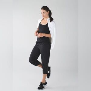 Lululemon 19”  Step Lively Crop